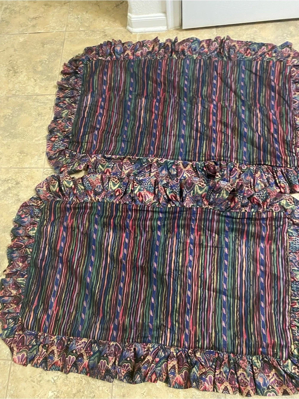 2 ViTG 90s Grandmillennial King Mix Print Jewel Tone Ruffle Trim Pillow Shams